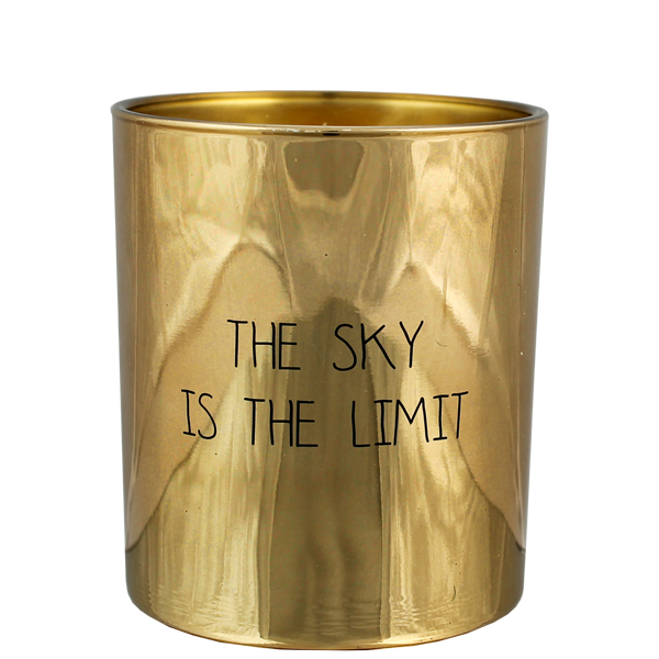 bio Duftkerze Sojawachs und ein einheitliches metallisches goldenes Glas mit der Beschriftung The sky is the limit.